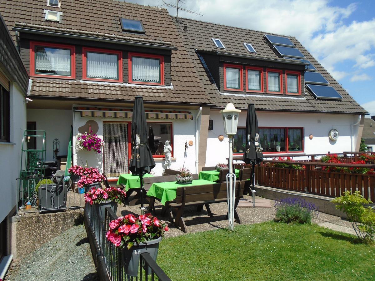 Haus Sonneneck Hotel Medebach Exterior foto